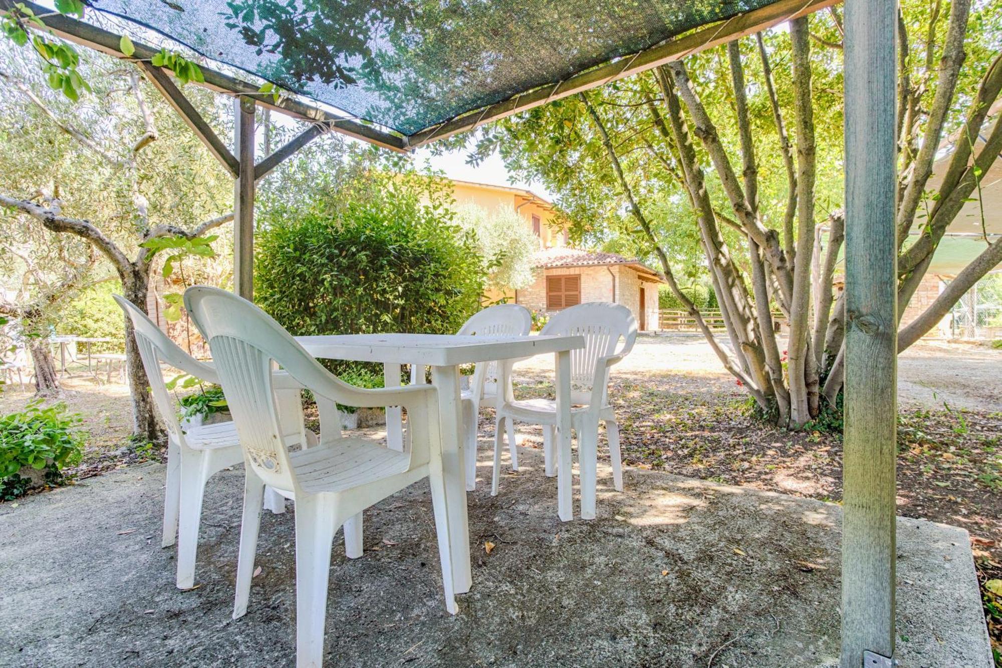Agriturismo La Mora Assisi Exterior foto